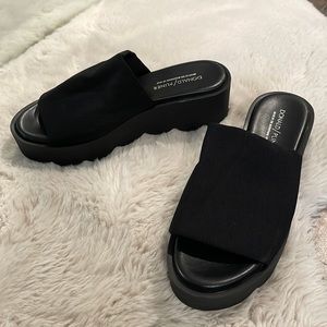 Y2K Slinky platform sandals sz 7.5